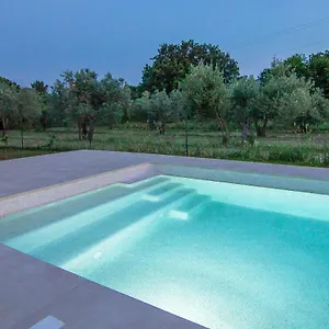 Willa Casa Pepe, Pula