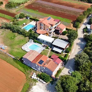 Apartament Seherzada, Pula